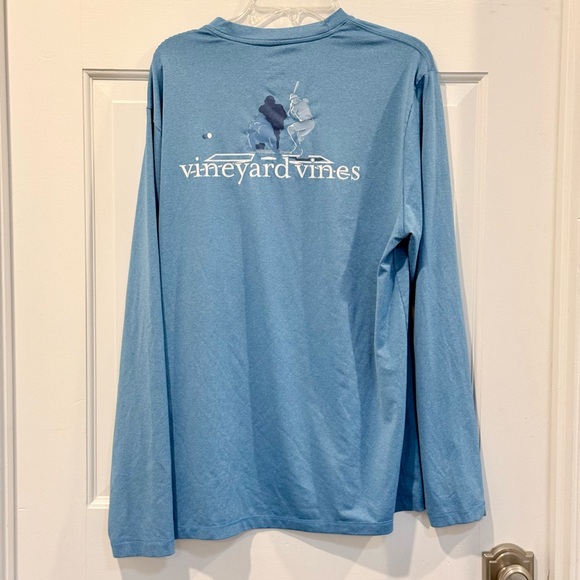Vineyard Vines Boys Long-Sleeve Performance Graphic Tee - Light Blue Size XL - Picture 2 of 6